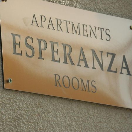 Apartments Esperanza يوتجيها المظهر الخارجي الصورة