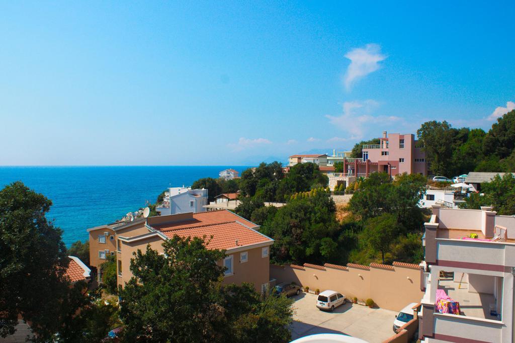 Apartments Esperanza يوتجيها المظهر الخارجي الصورة